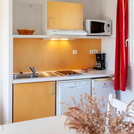 Apartment 1 Bedroom In Cassen